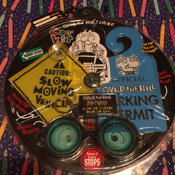 🎈🎉“Over The Hill Driver” Humor 😂🤣😁Birthday gift 🎁 🎉🥳 - Picture 1 of 4